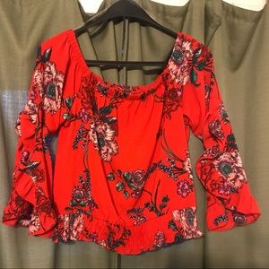 Timing Ruffle Sleeve Blouse